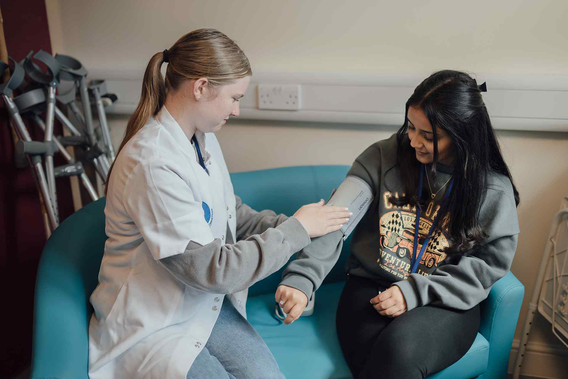 Shipley College Full Time Apprenticeship Tlevel Health Social Care Healthcare 2 Shipley College Full Time Apprenticeship Tlevel Health Social Care Healthcare 2
